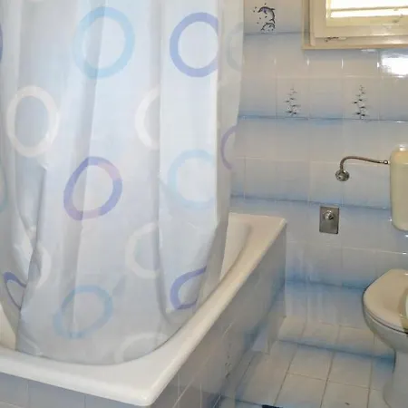 Hotel Julija - Vod300 By Interhome 3*