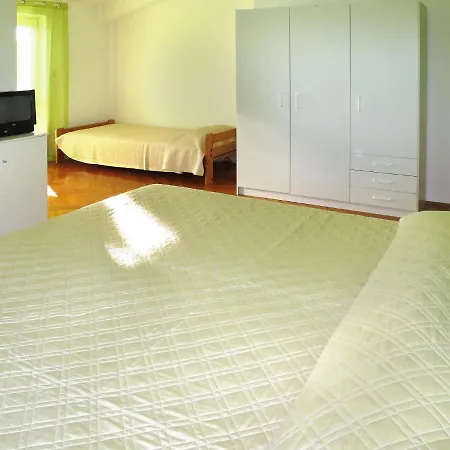 Julija - Vod300 By Interhome Hotel 3*